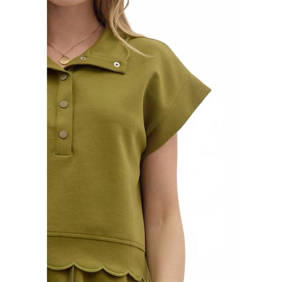 NEW ENTRO scalloped pullover top in olive - Picture 5 of 6